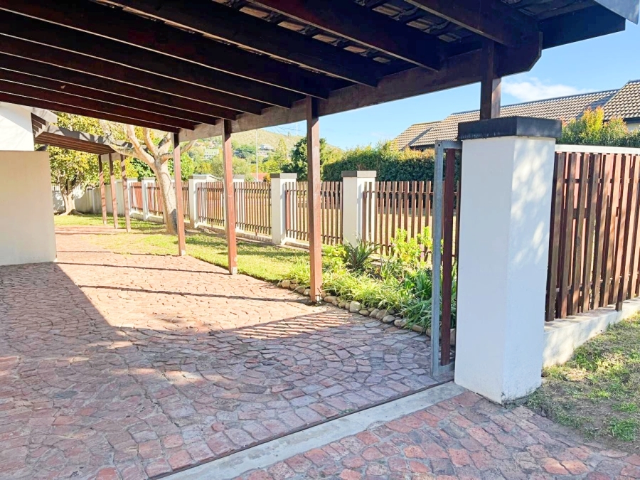 2 Bedroom Property for Sale in The Village Western Cape